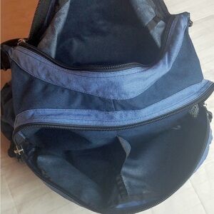 Title Nine women’s gym bag